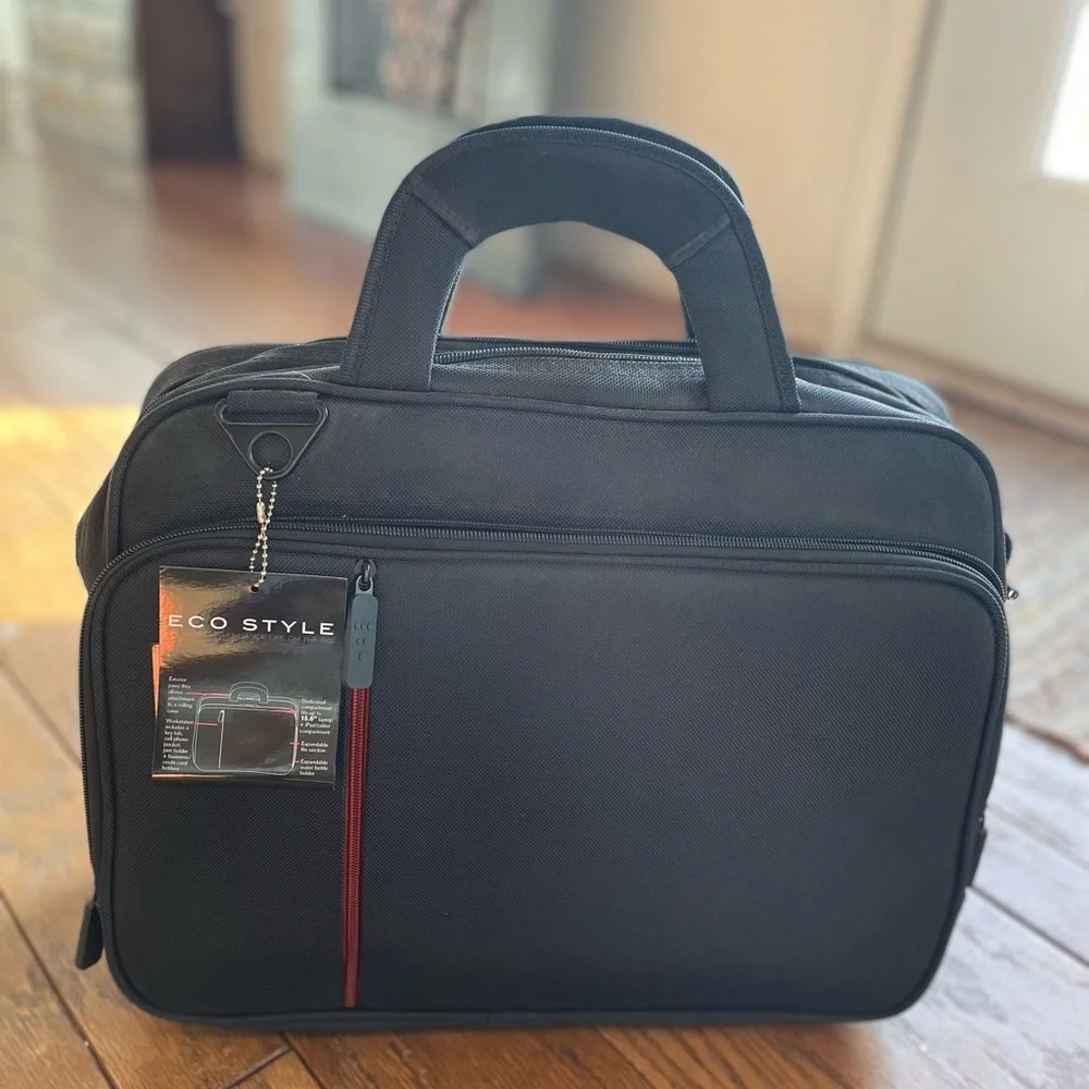 NWT laptop case